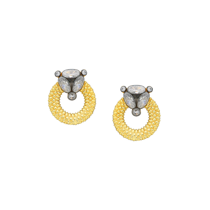 Sterling silver stud earrings in yellow gold plated.